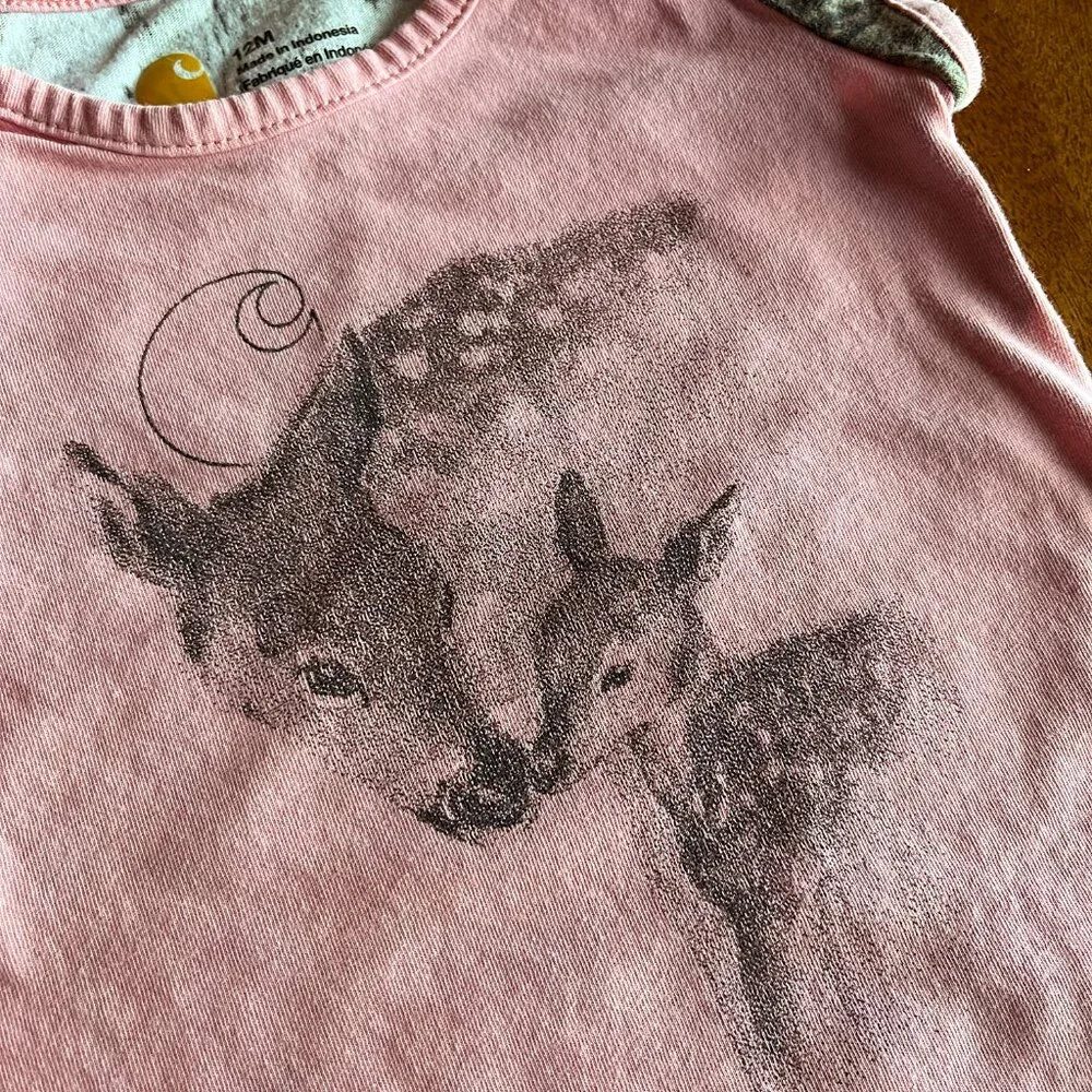Carhartt fawn and doe camo onesie 12m